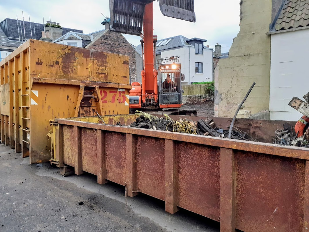 20-yard Roll-on roll-off skip hire in Glasgow and Edinburgh in Scotland, click here and book roro skips online in Edinburgh and Glasgow